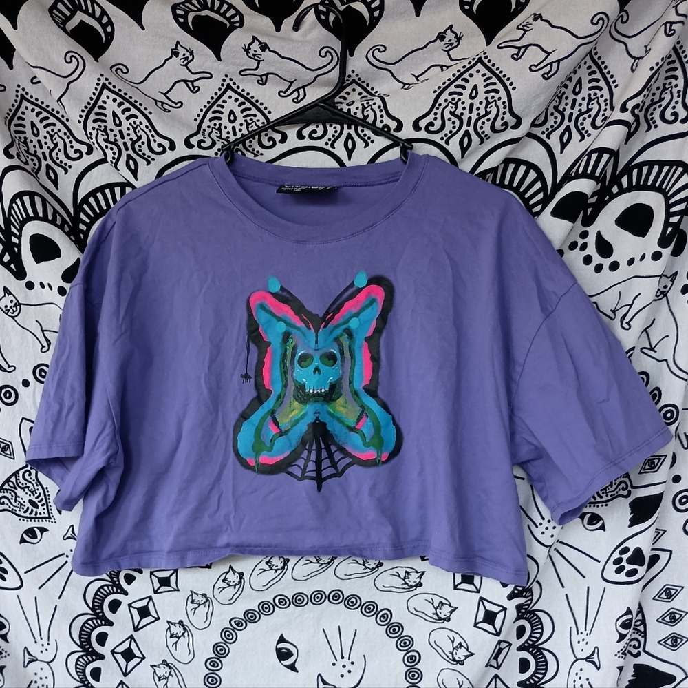 Vitriol Georgia Airbrush Skull Purple Crop Top